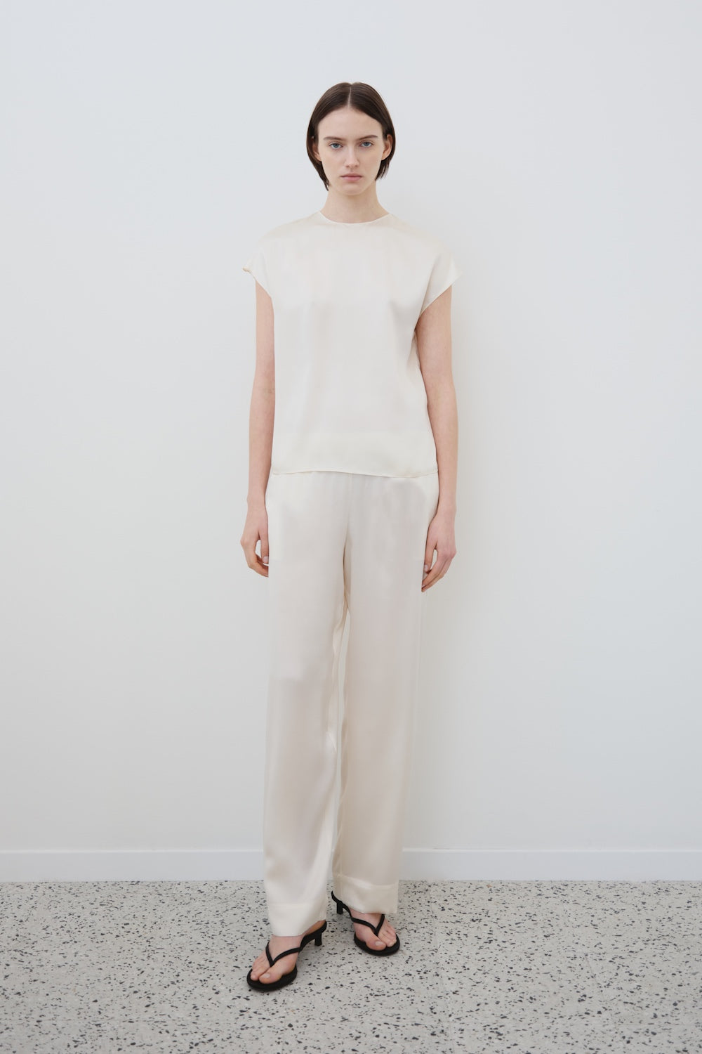 Cora short sleeve silk top and Zeno wide-leg pants in Almond — sustainable womenswear set crafted from GOTS-certified organic silk by HERTH.