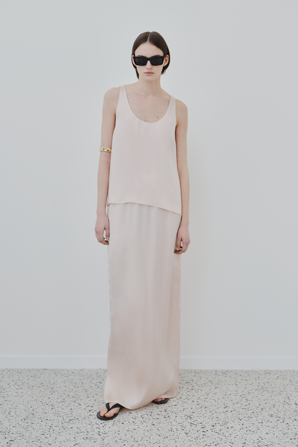 Eda organic silk tank top in Whisper Pink — HERTH’s essential sleeveless blouse crafted from GOTS-certified sustainable silk, paired with Nilde skirt. Luxury sustainable womenswear by HERTH.
