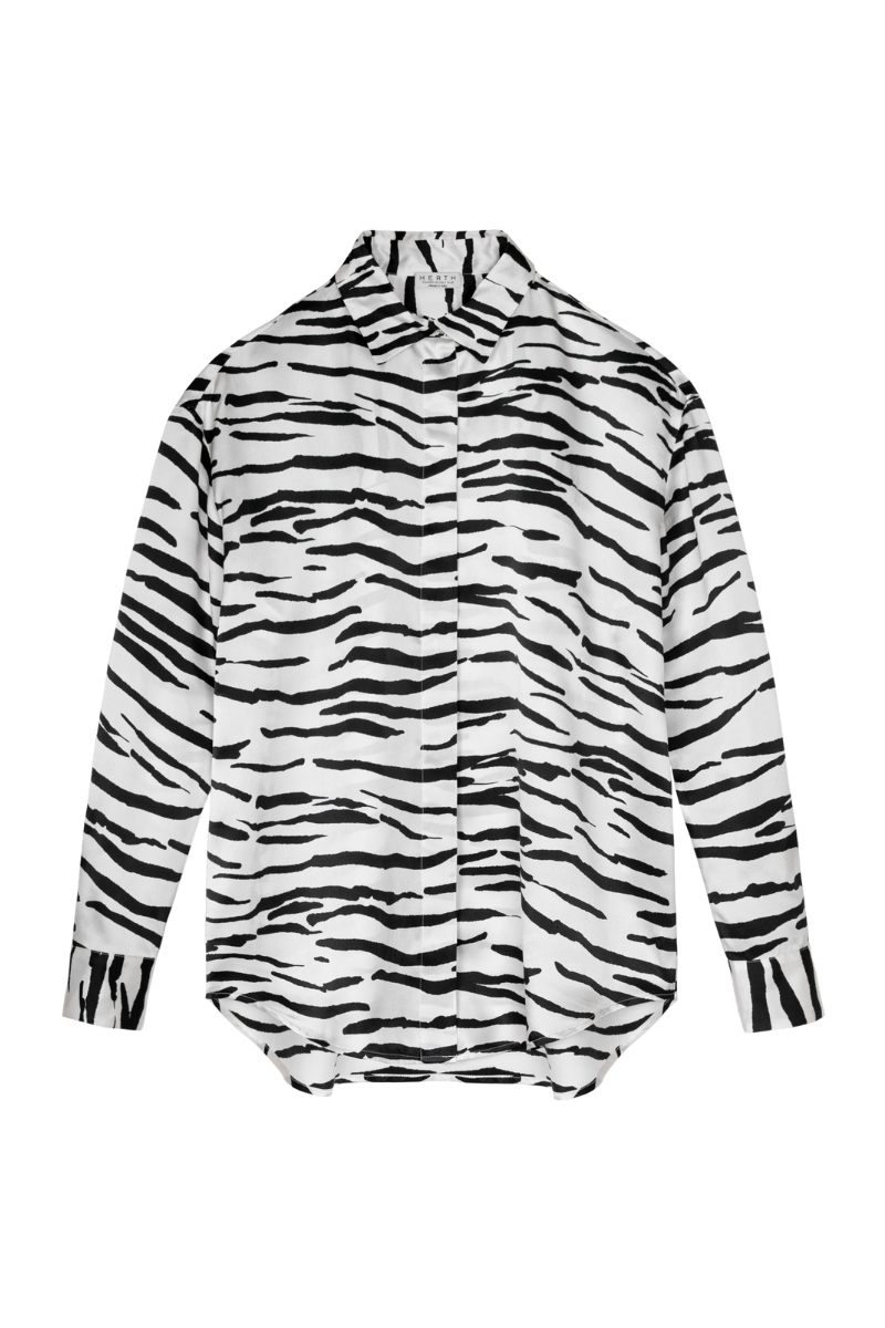 Tilde relaxed-fit shirt in zebra-print organic silk – bold and conscious womenswear by HERTH