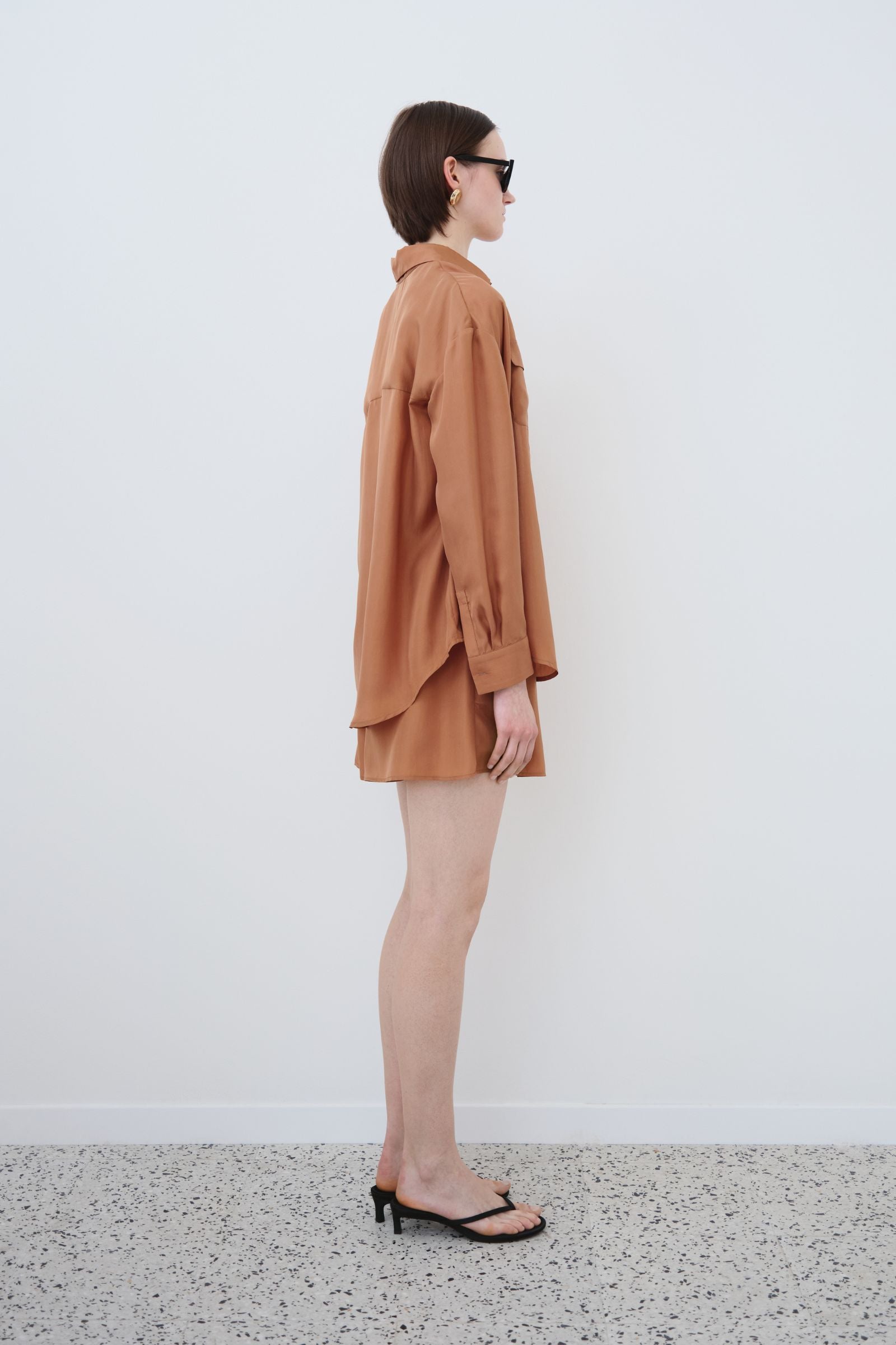 Earth habotai silk shirt and shorts set, lightweight organic silk garments crafted in Italy with soft and fluid texture