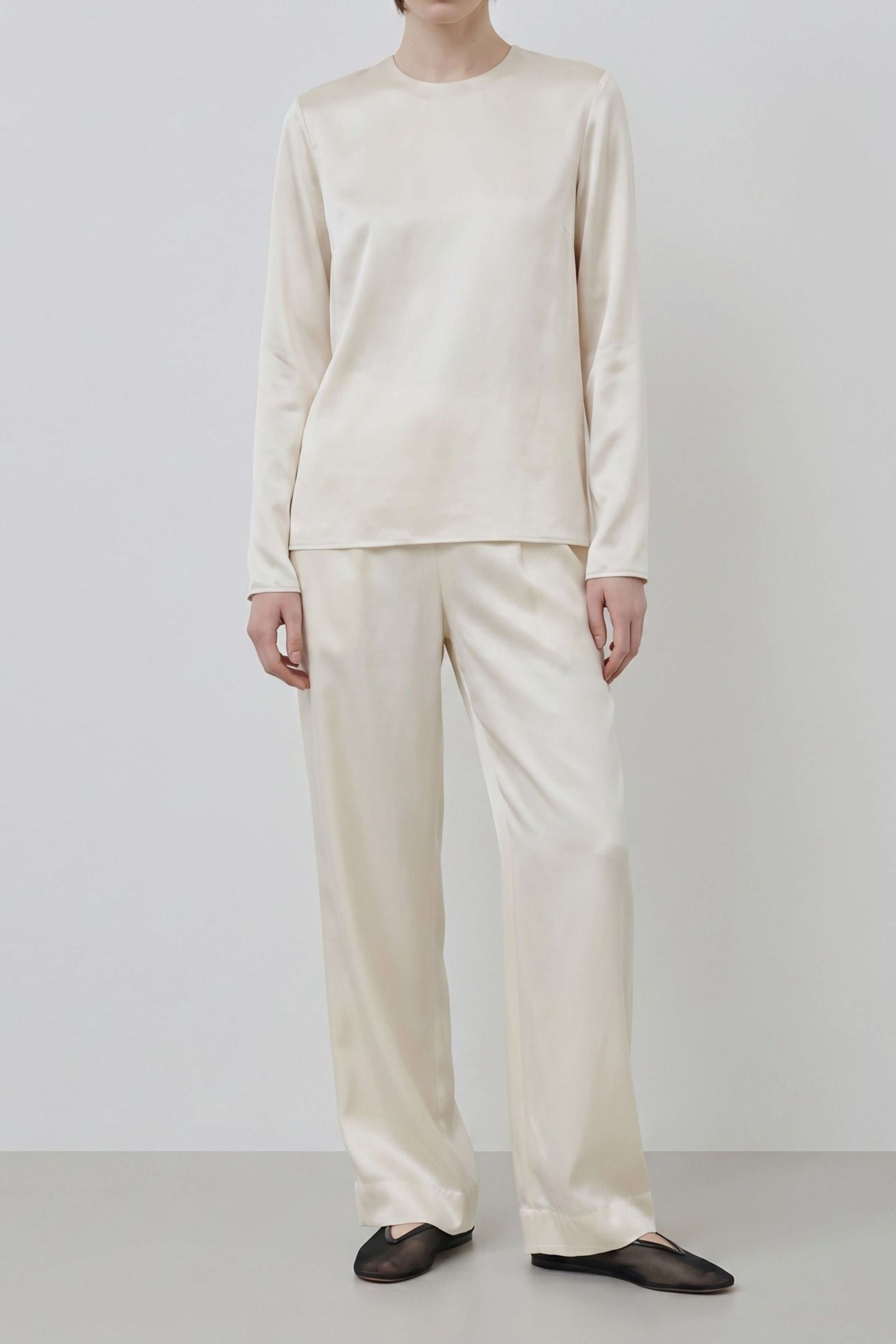 Organic silk outfit with almond long sleeve top and wide leg trousers, made in Italy